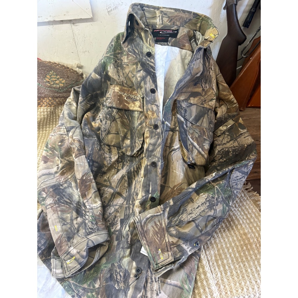 Realtree Pro-Series by Whitewater Mens Camo Button Up Hunting Shirt Large